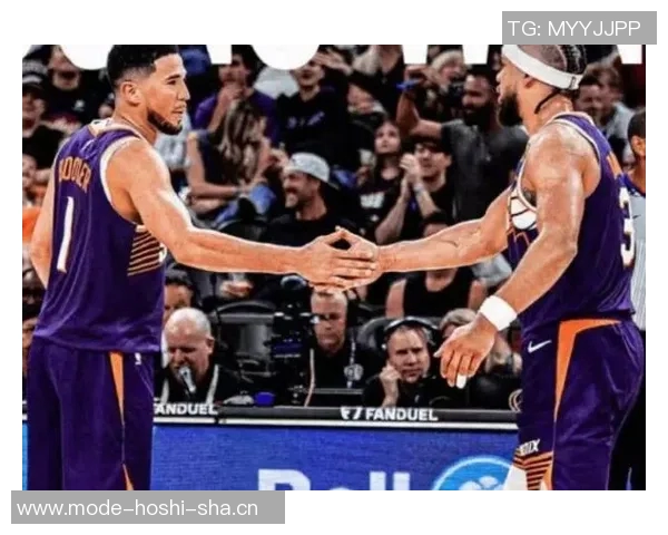 布克谈客战快船主场揭幕战:对手必将展现强烈侵略性 布克谈客战快船主场揭幕战:对手必将展现强烈侵略性