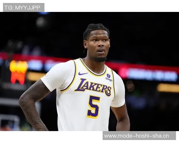 雷迪什称赞詹姆斯接地气与队友关系亲近让人感到舒适