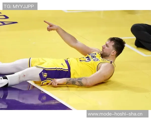 雅虎评选NBA各队明星球员排名约基奇位居第一东契奇第四库里第六KD排第十二 雅虎评选NBA各队明星球员排名约基奇位居第一东契奇第四库里第六KD排第十二