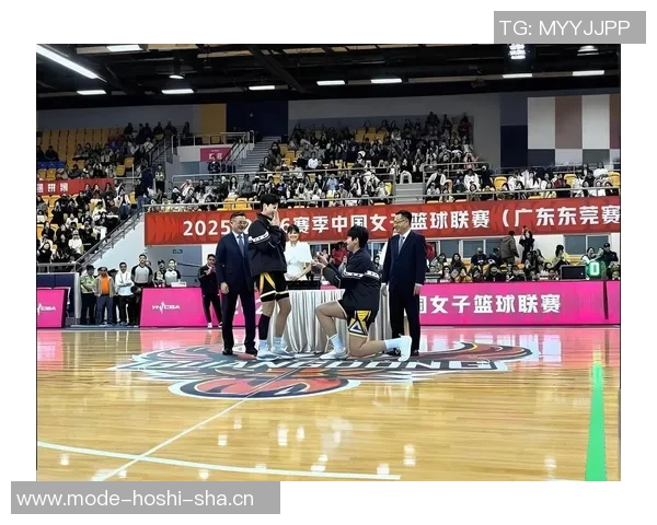 康大女篮佩奇领衔夺冠荣耀官方发布上赛季冠军戒指盛况